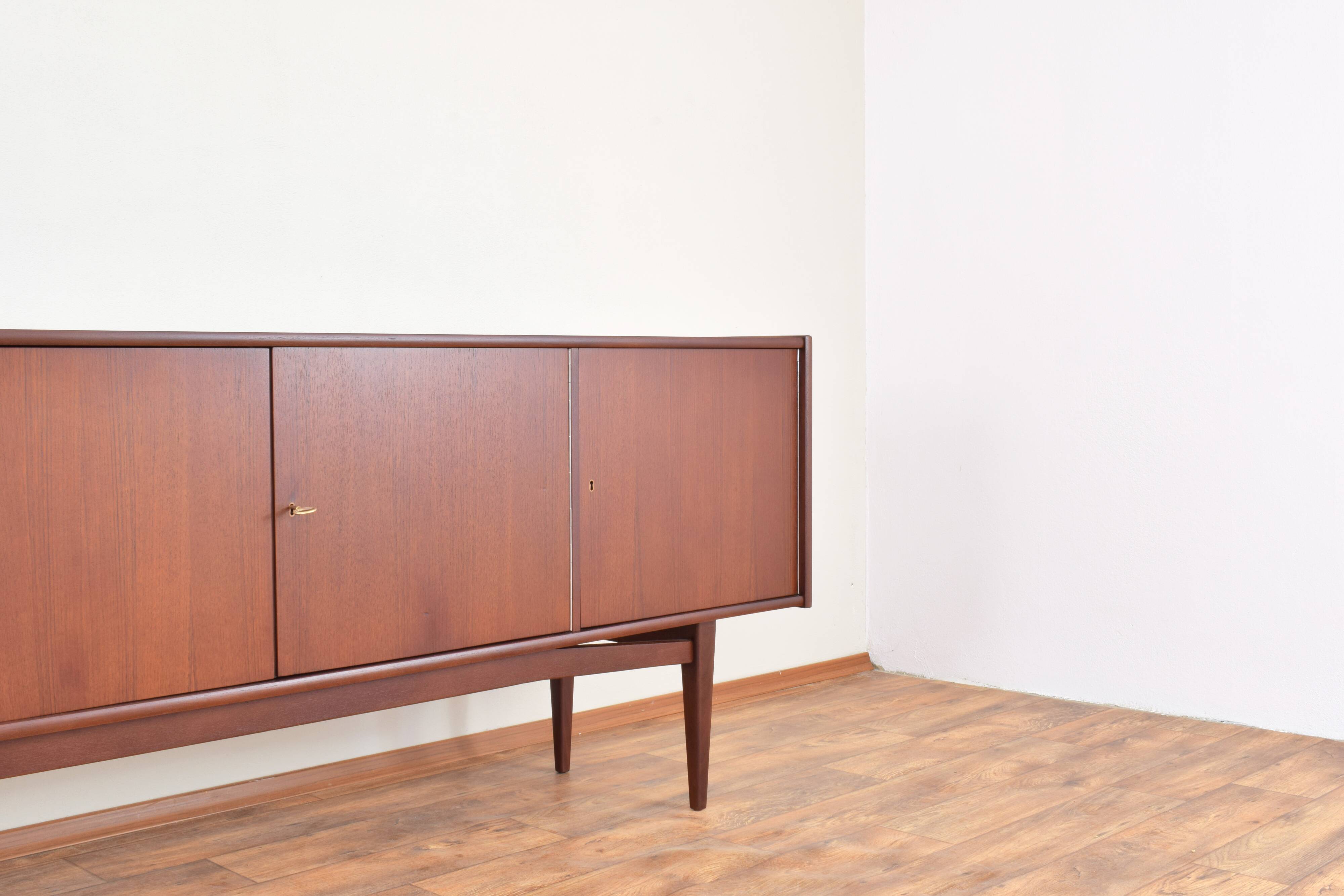 Enfilade danoise vintage en teck, années 1960.