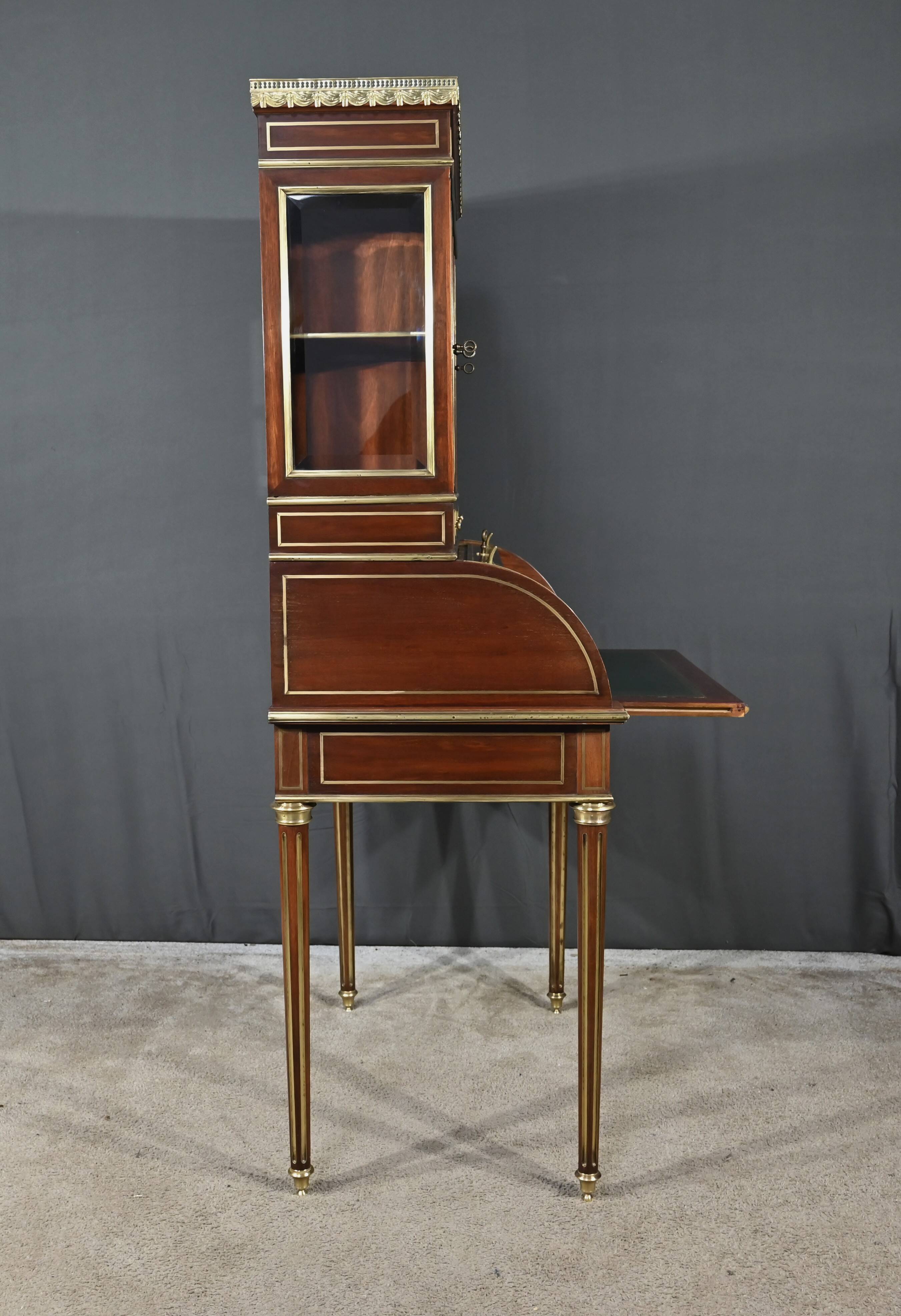Rare Small Cylinder Desk and Showcase, Louis XVI style – Mid-19th century