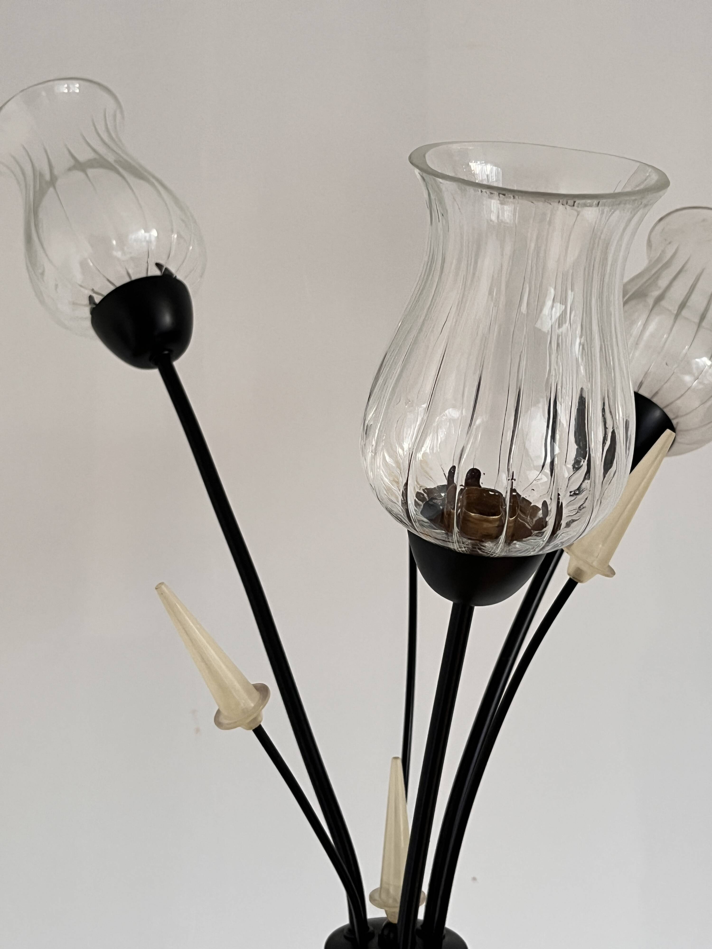 Three-light tulip floor lamp