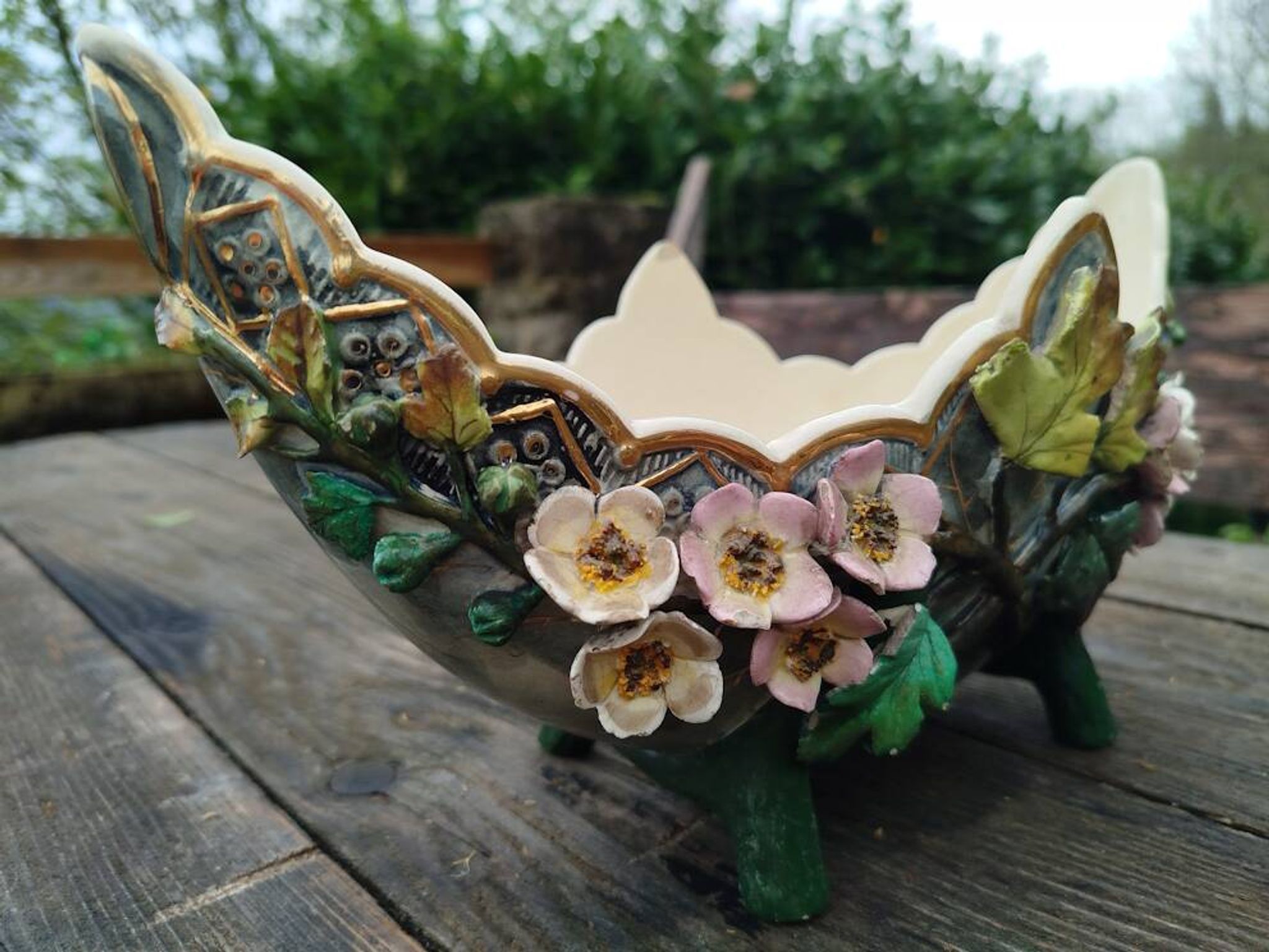 Jardinière in barbotine Art Nouveau