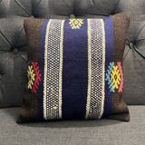 Housse de coussin en laine noire