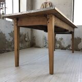 Old farm table with 225 cm extension cords