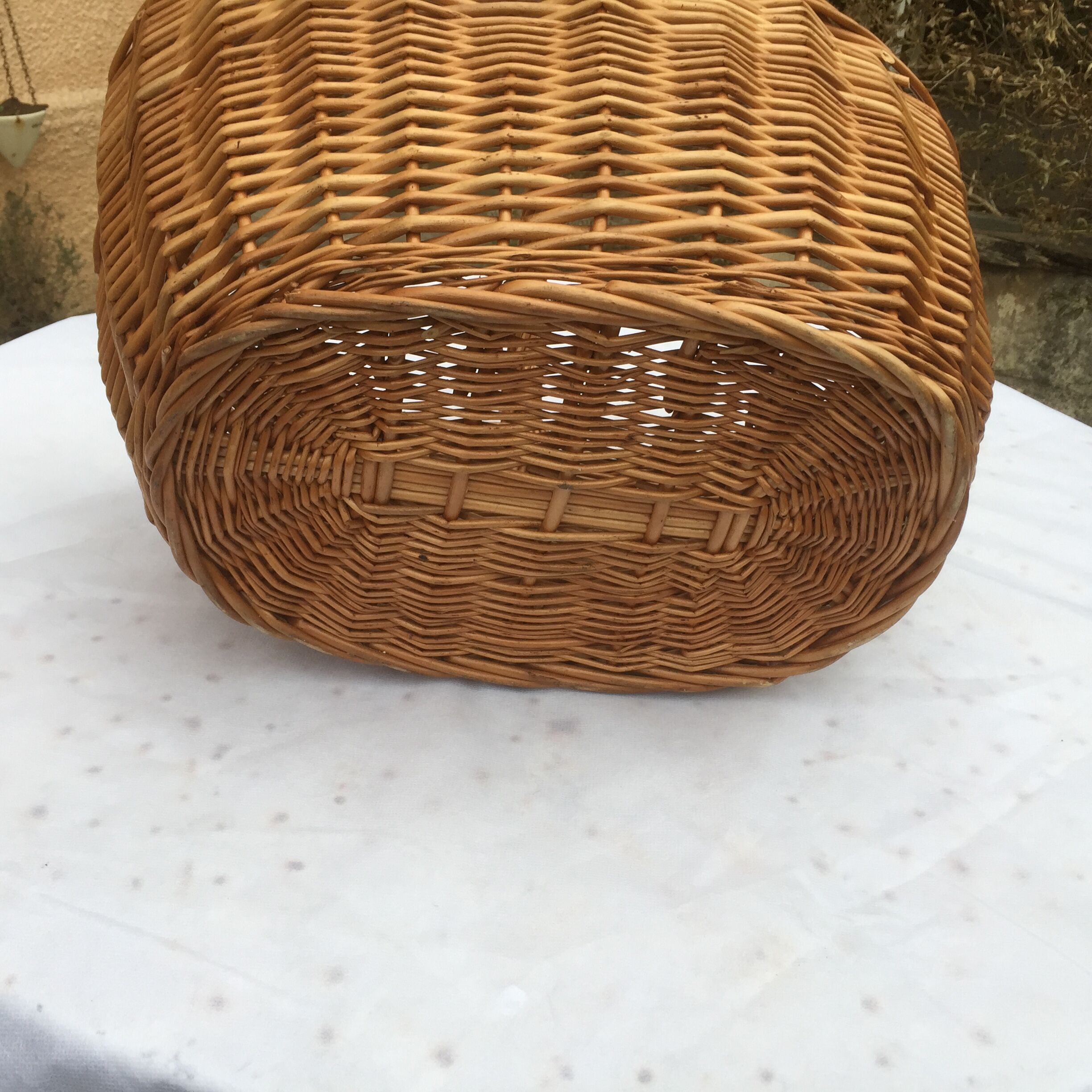 Wicker basket