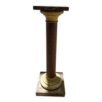 Colonne de présentation de style Louis XVI en hetre patiné XX siècle