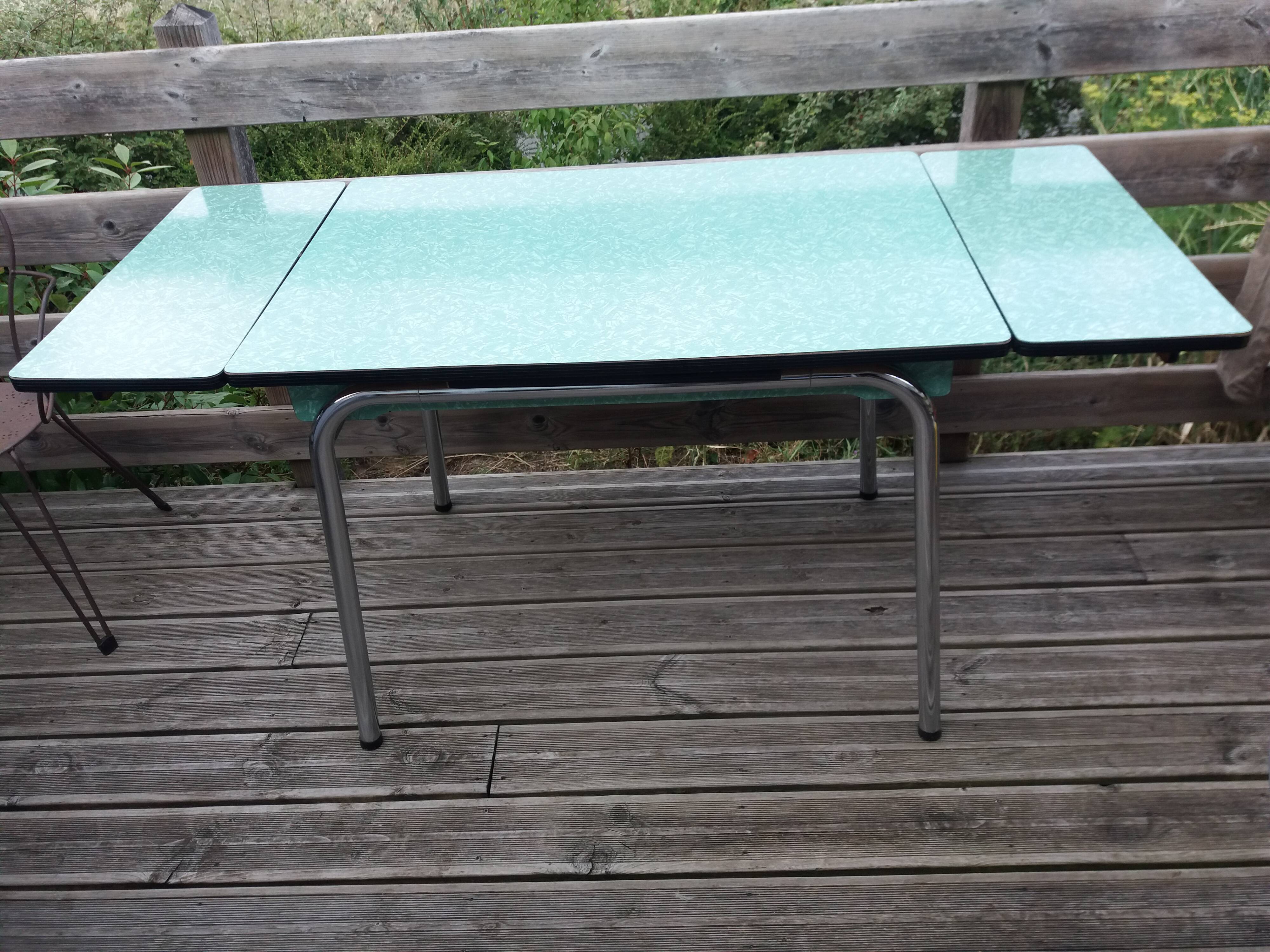 Formica and chrome-plated metal table