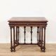 Bureau d’écrivain en noyer sculpté de style Renaissance, fin du XIXe siècle