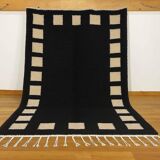 Handmade traditional Atlas Berber rug size 2.5/2 m