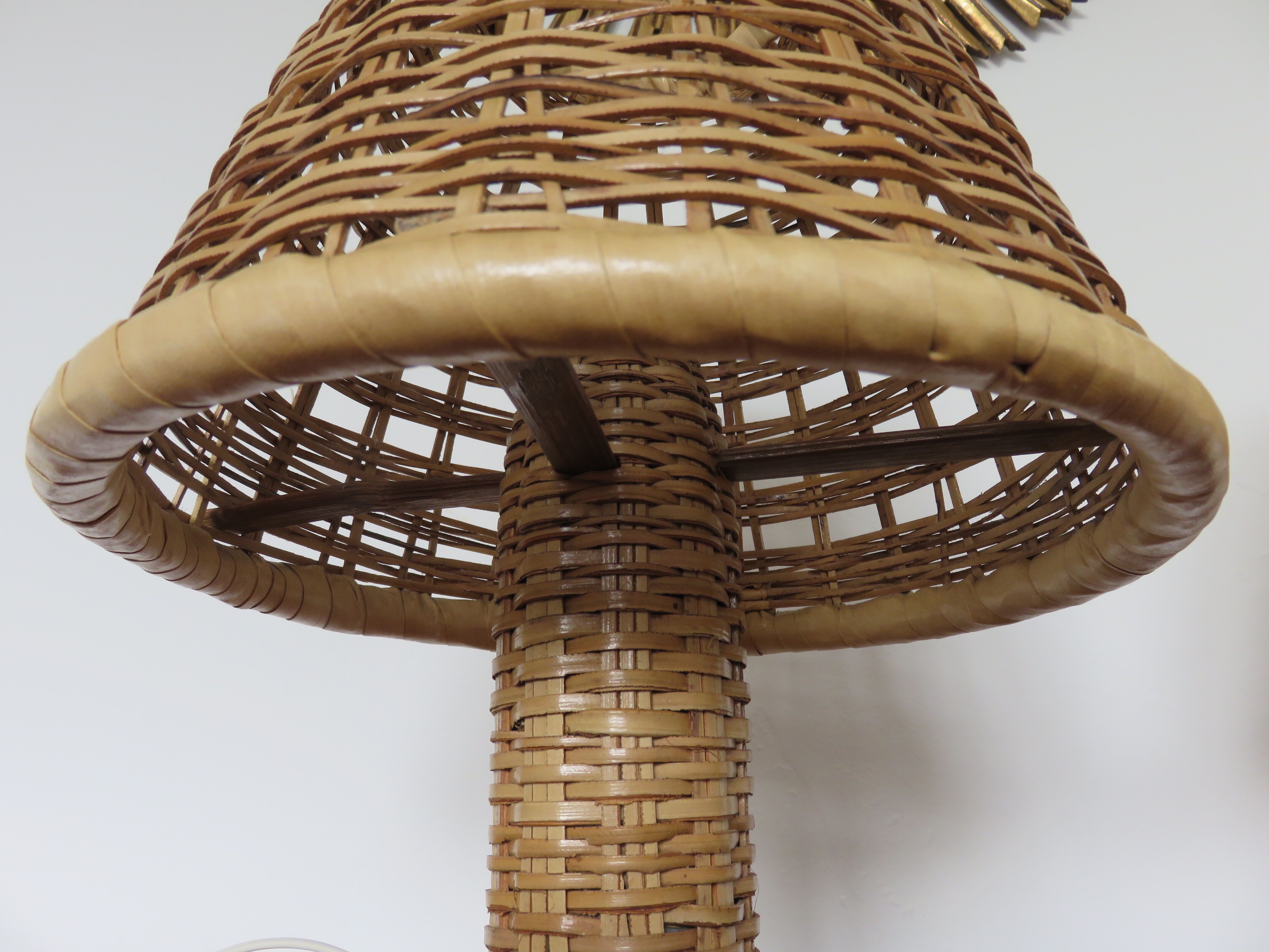 Paire de lampes en rotin bambou années 60/70