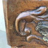 Commode arbalète