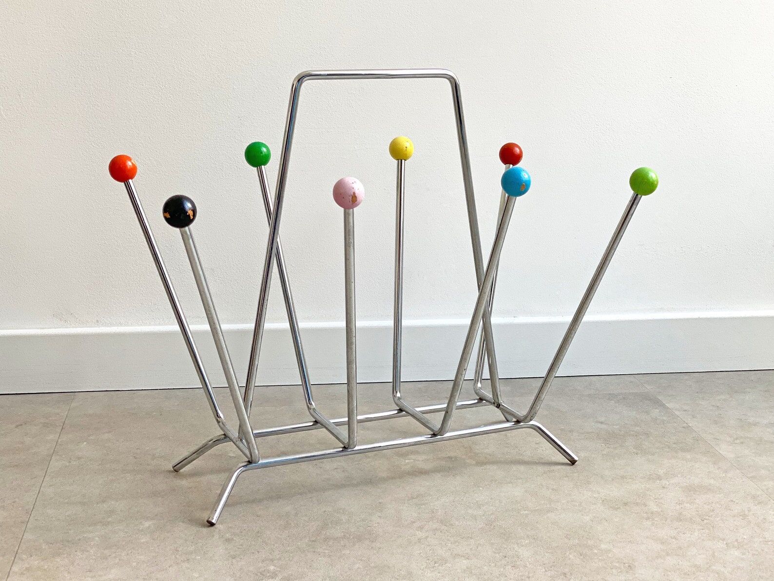 Colourful vintage chrome wire metal magazine rack, Mid Century atomic sputnik magazine stand