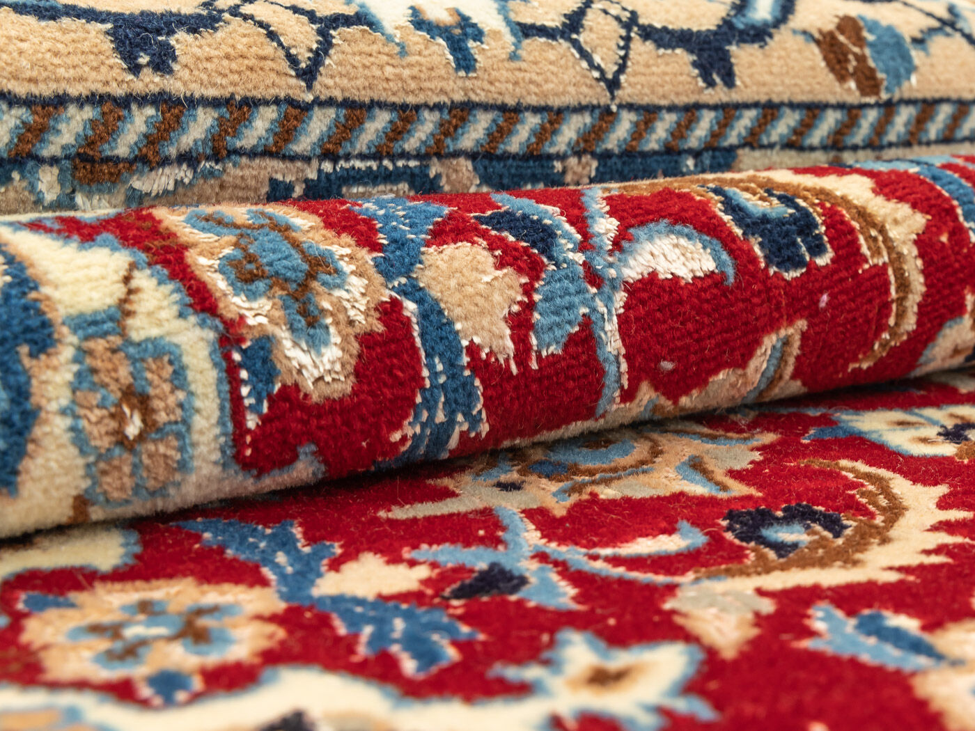1960s nain carpet, 117 x 210