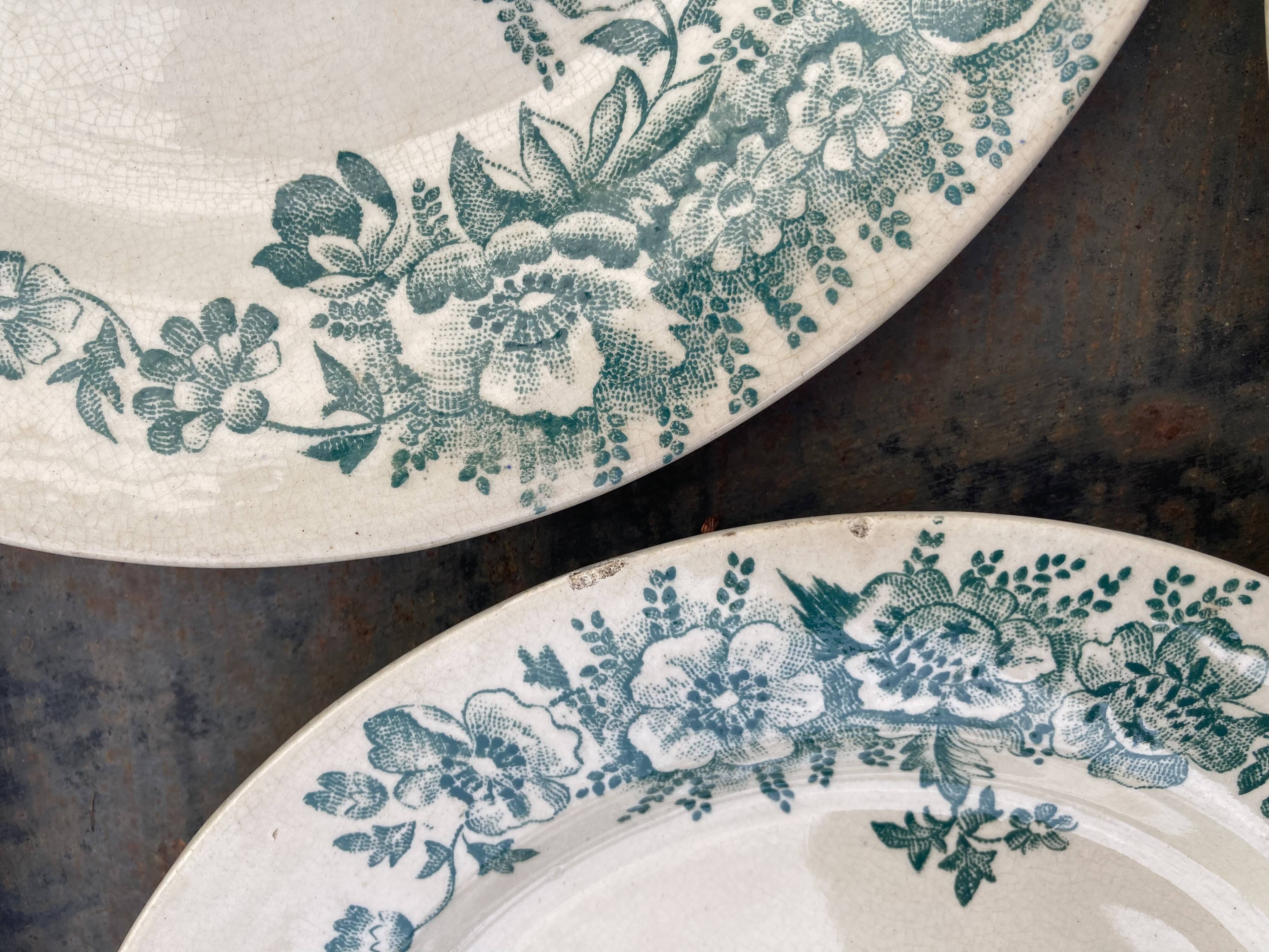 6 Flat plates iron earth by Bertrand Bordeaux / model Anémones