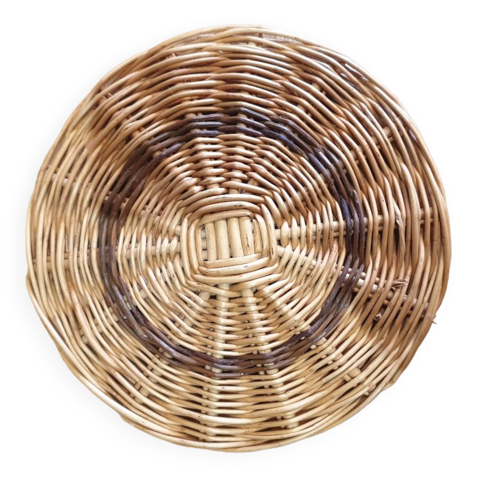 Wicker trifle