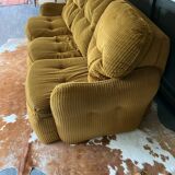 3-seater velvet sofa bed