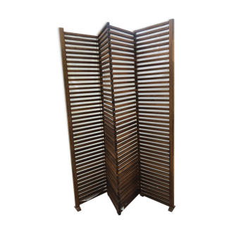 Wooden screen