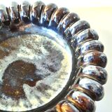 Ceramic cup with gadroons