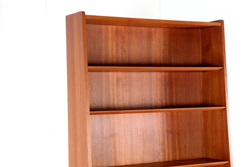 Johannes Sorth pour la bibliothèque de Bornholms Møbelfabrik - design danois