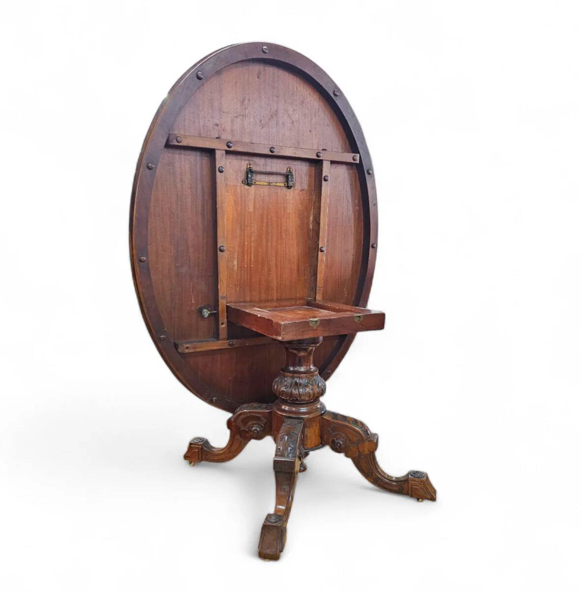 Oval Victorian tilt-top table, breakfast table / 1840s