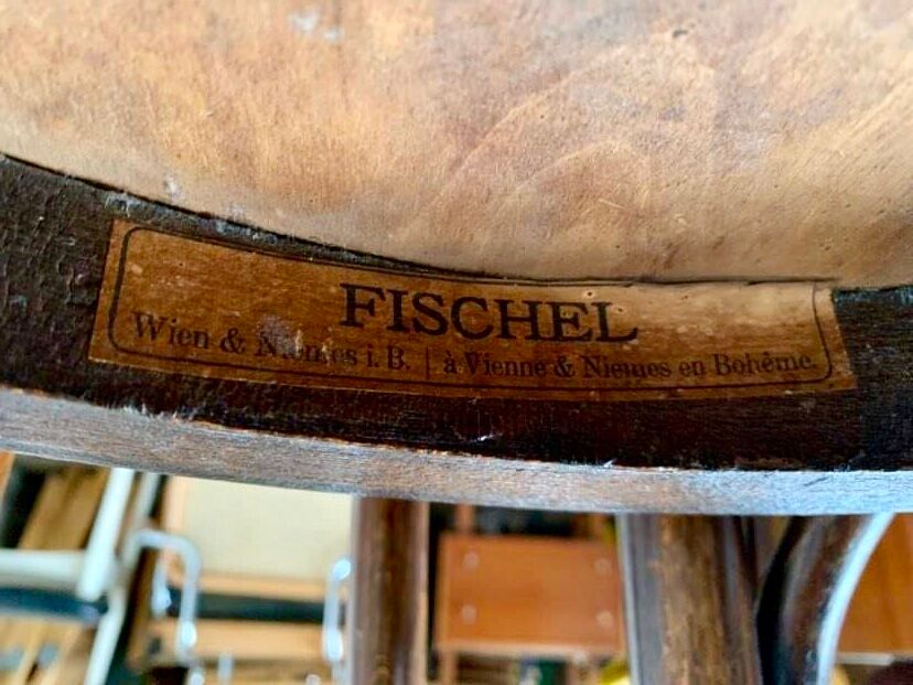 Series of 4 old bistro chairs in curved wood Stamp FISCHEL