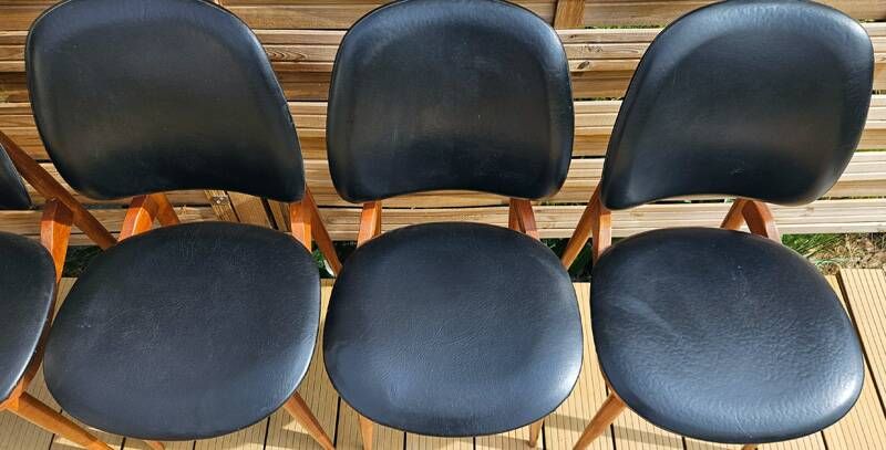 6 "Pegasus" chairs by Pierre Guariche for Baumann, France, 1960s.