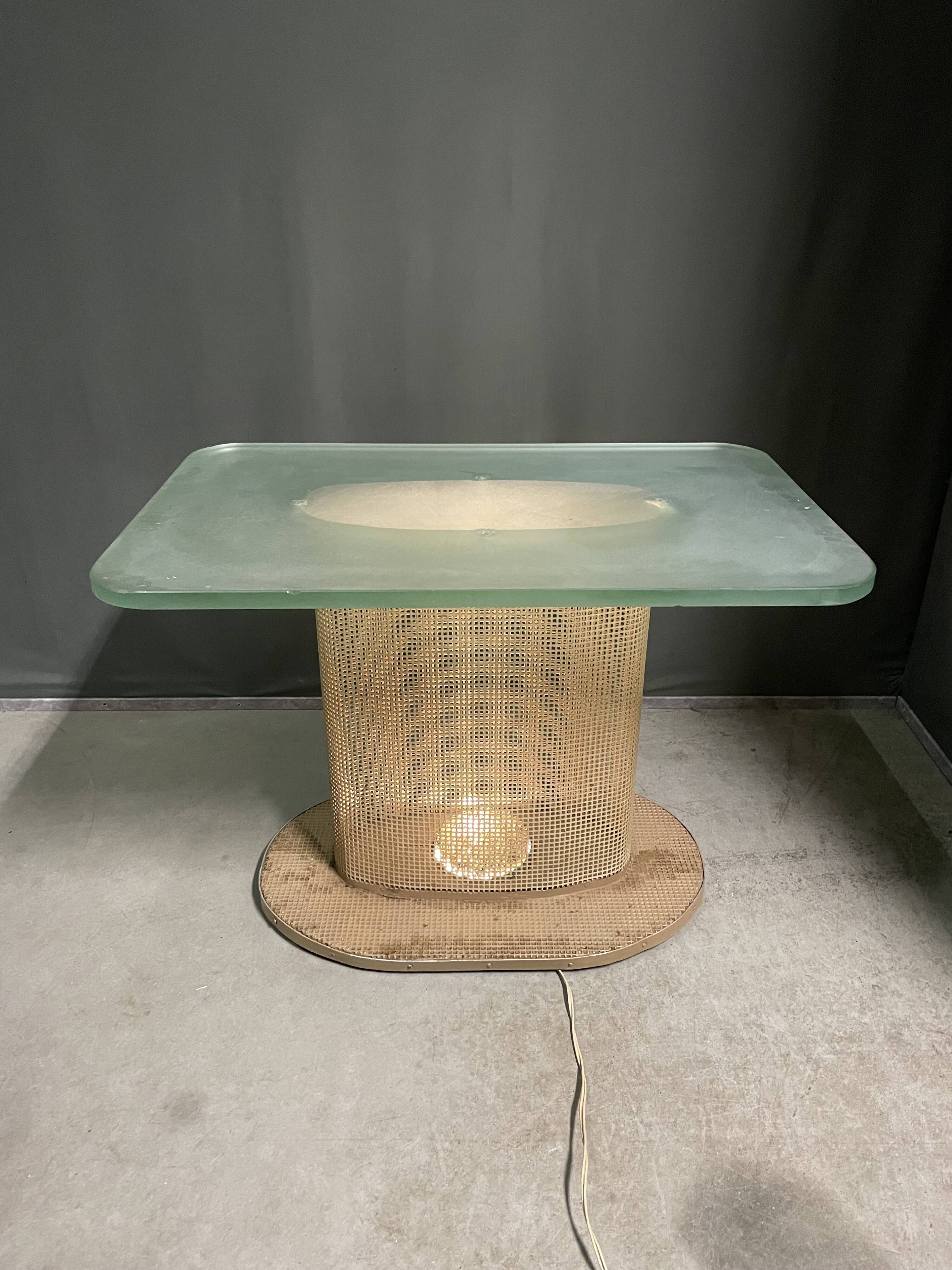 Table d'appoint lumineuse Française des années 1950