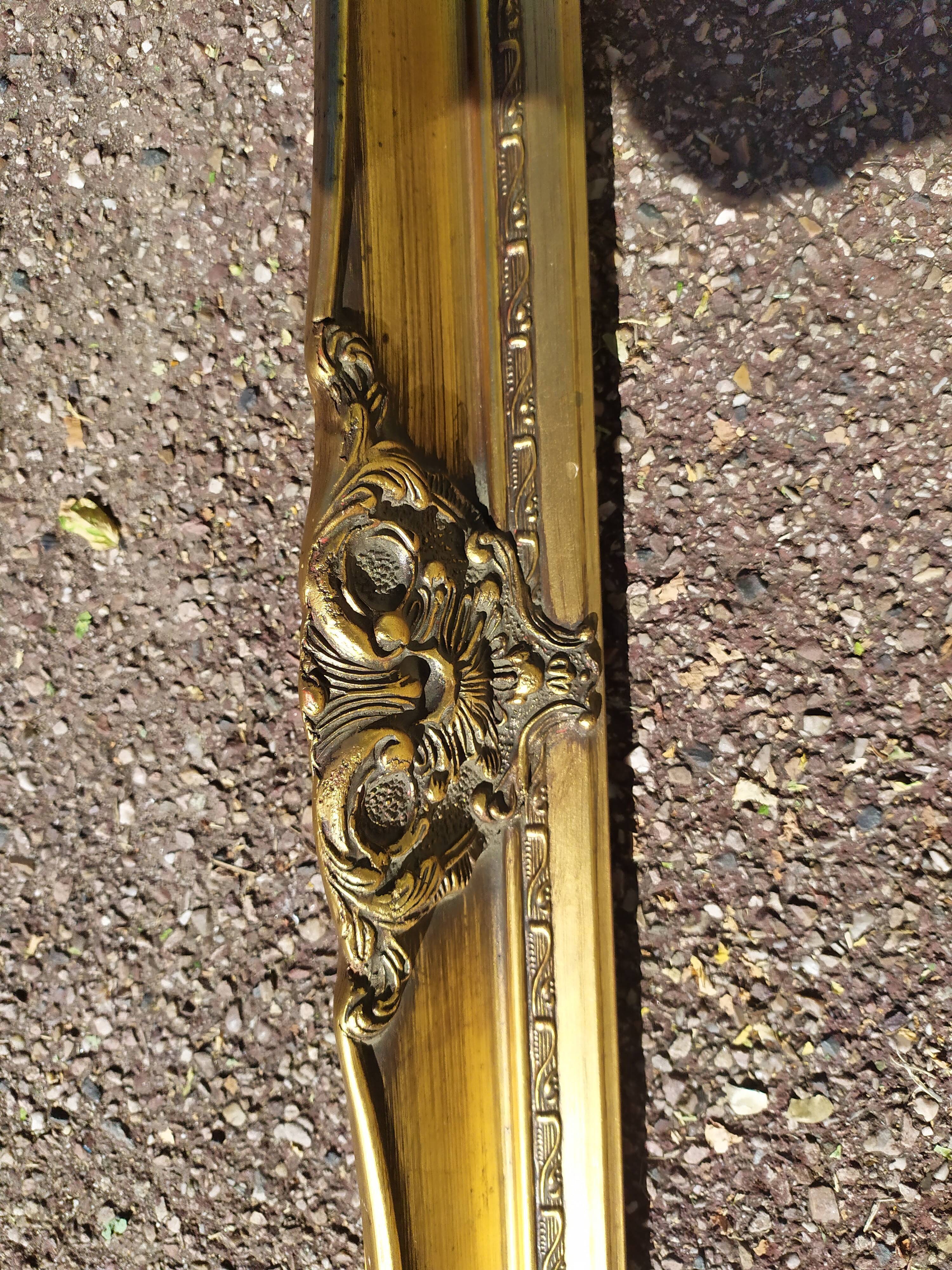 Frame in gilded wood 119x53cm