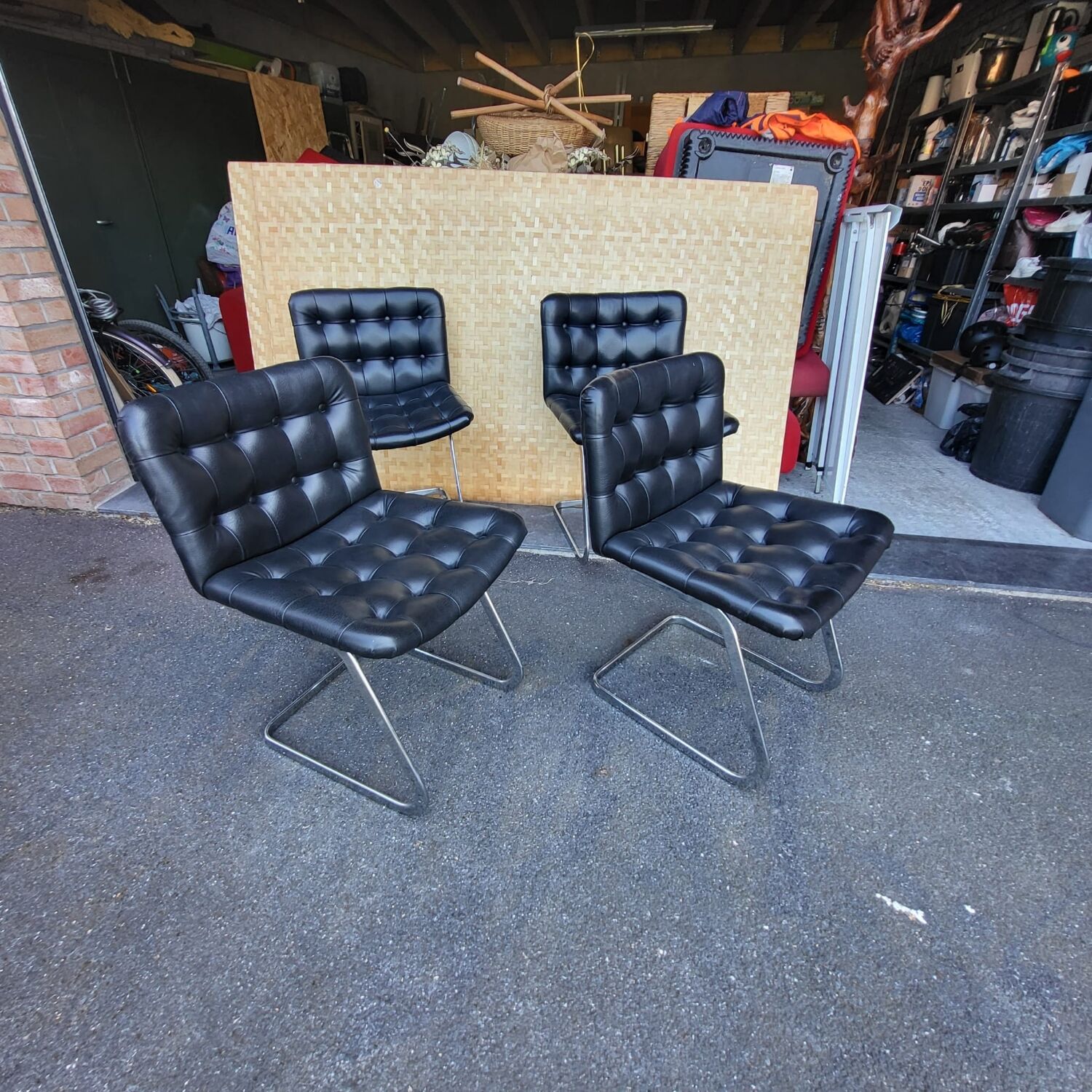 Airborn armchairs Robert Haussmann