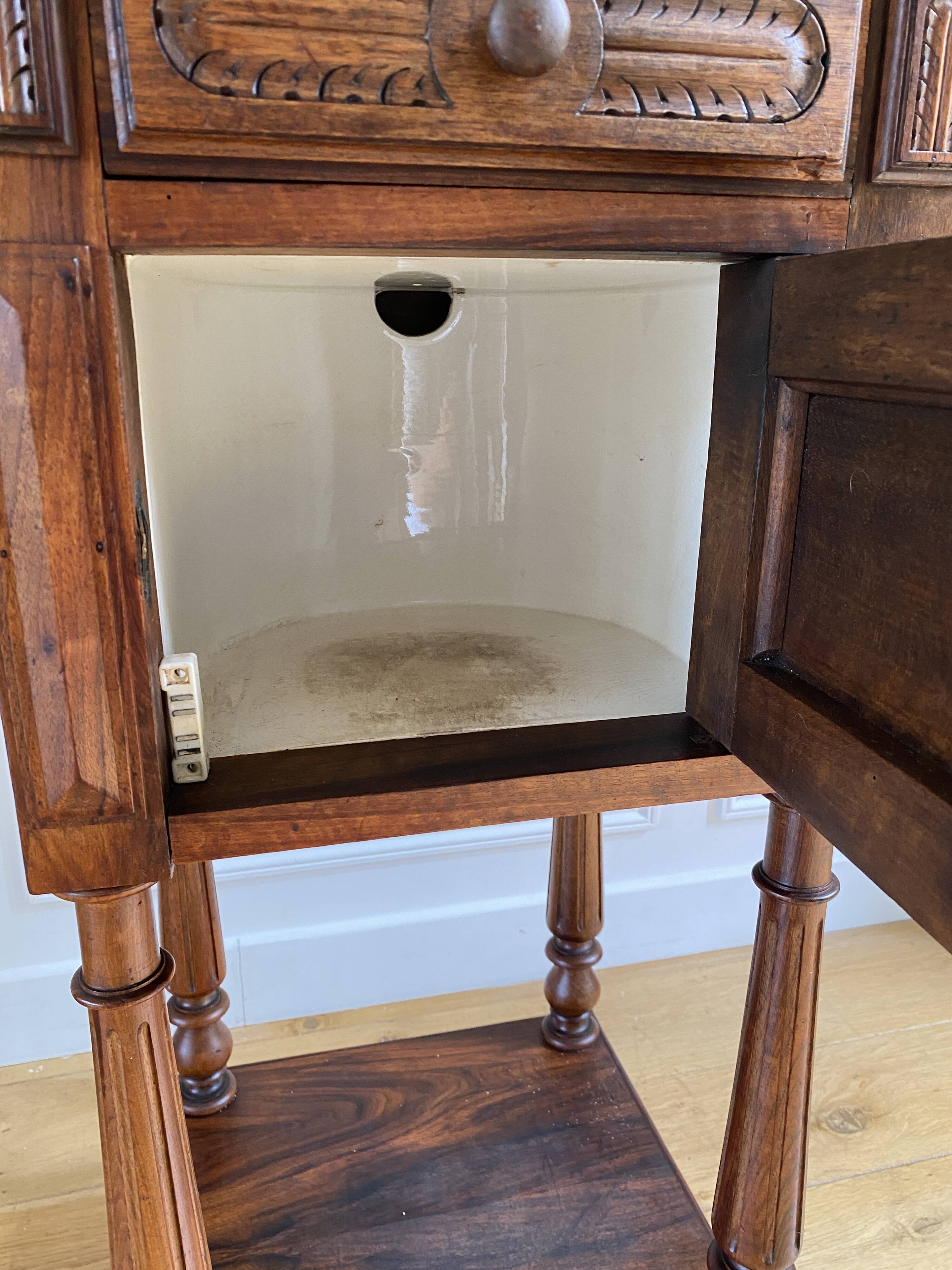 Table de chevet ancienne avec marbre, meuble d'appoint