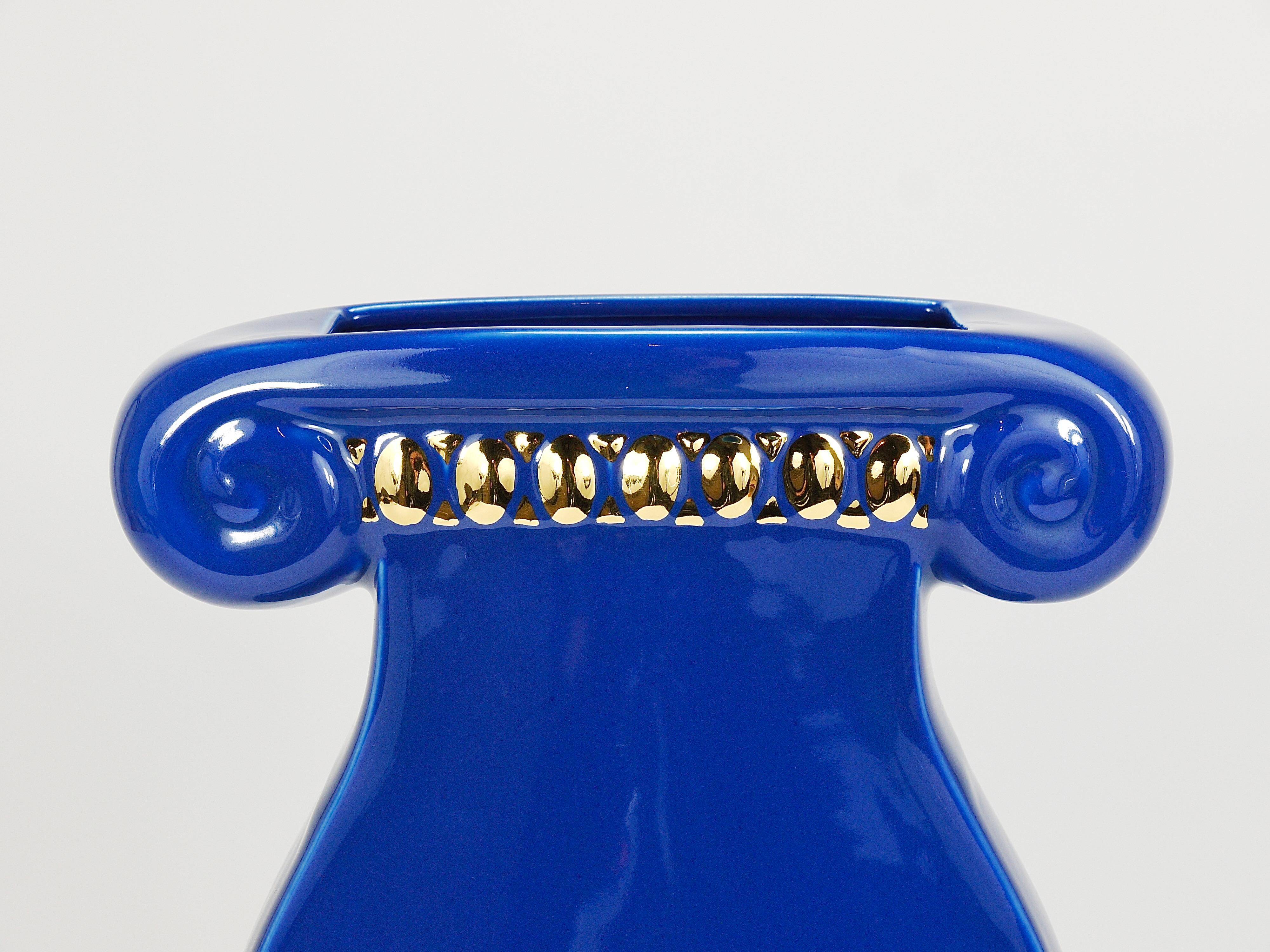 Heide Warlamis Vase Postmodern Grand Design Memphis, Vienna Collection, 1980s