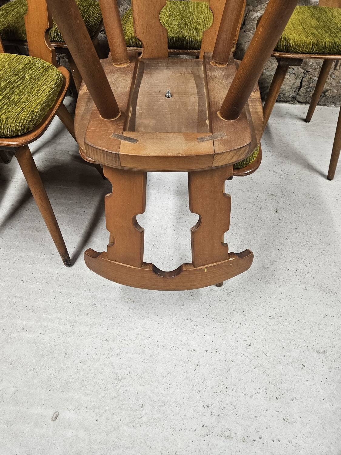 Lot  8 chaises bistrot 1970"