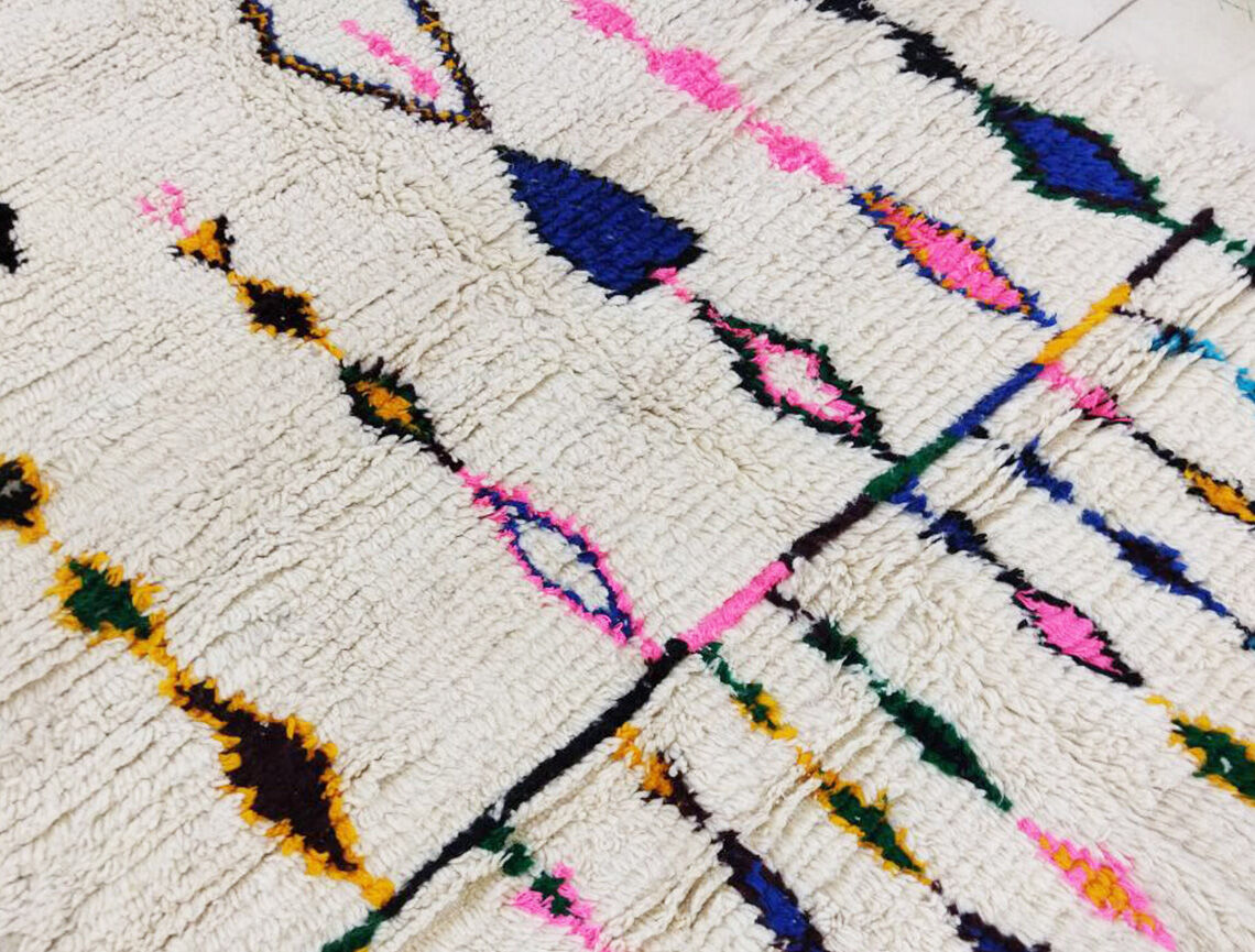 Moroccan berber carpet 270x164cm