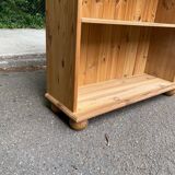 Bibliothèque scandinave en bois massif