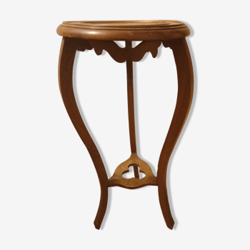 Pedestal table all wood