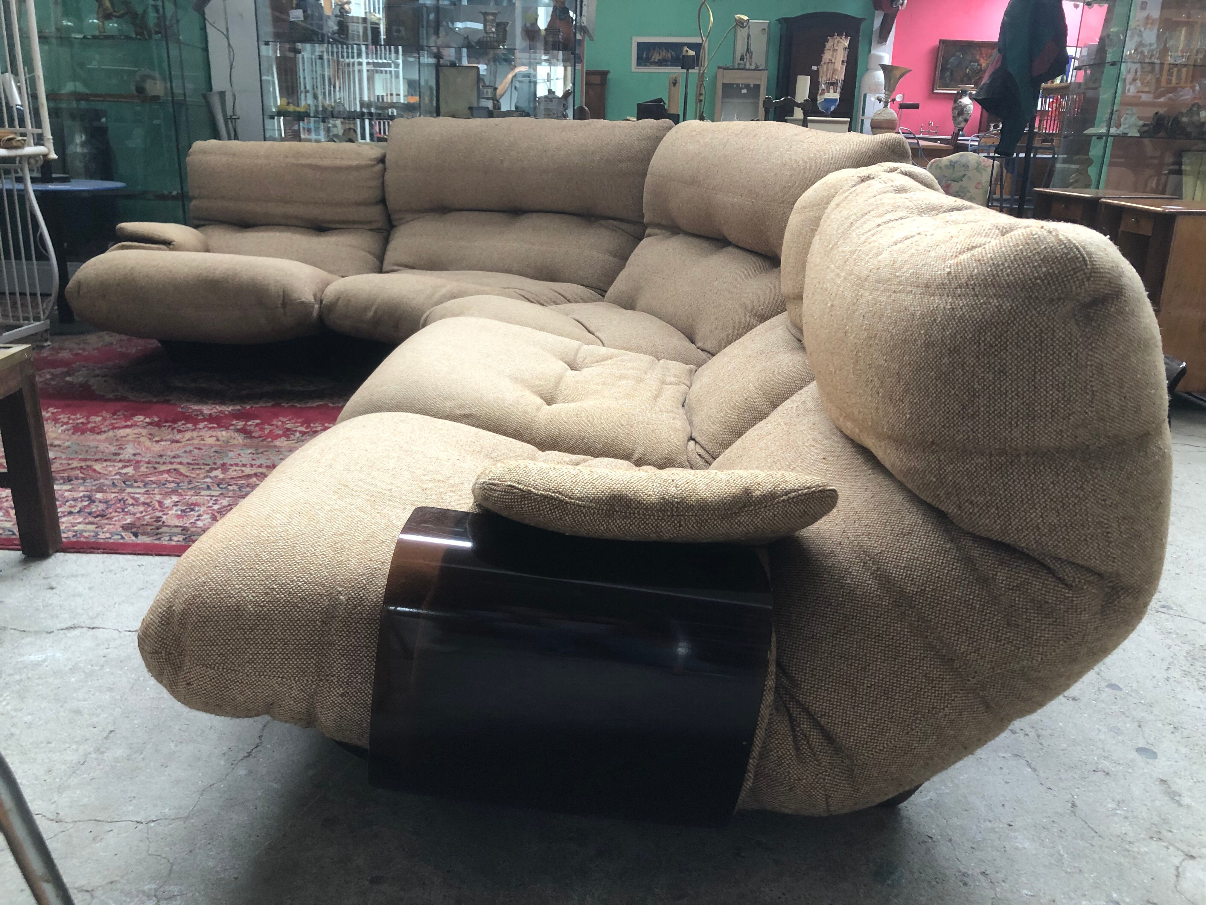 Corner salon marsala by Michel Ducaroy for Ligne Roset 1970