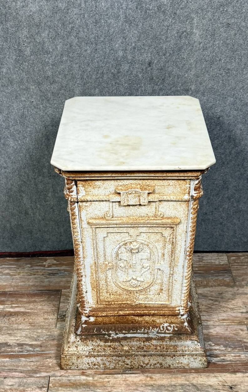Renaissance style cast iron pedestal column