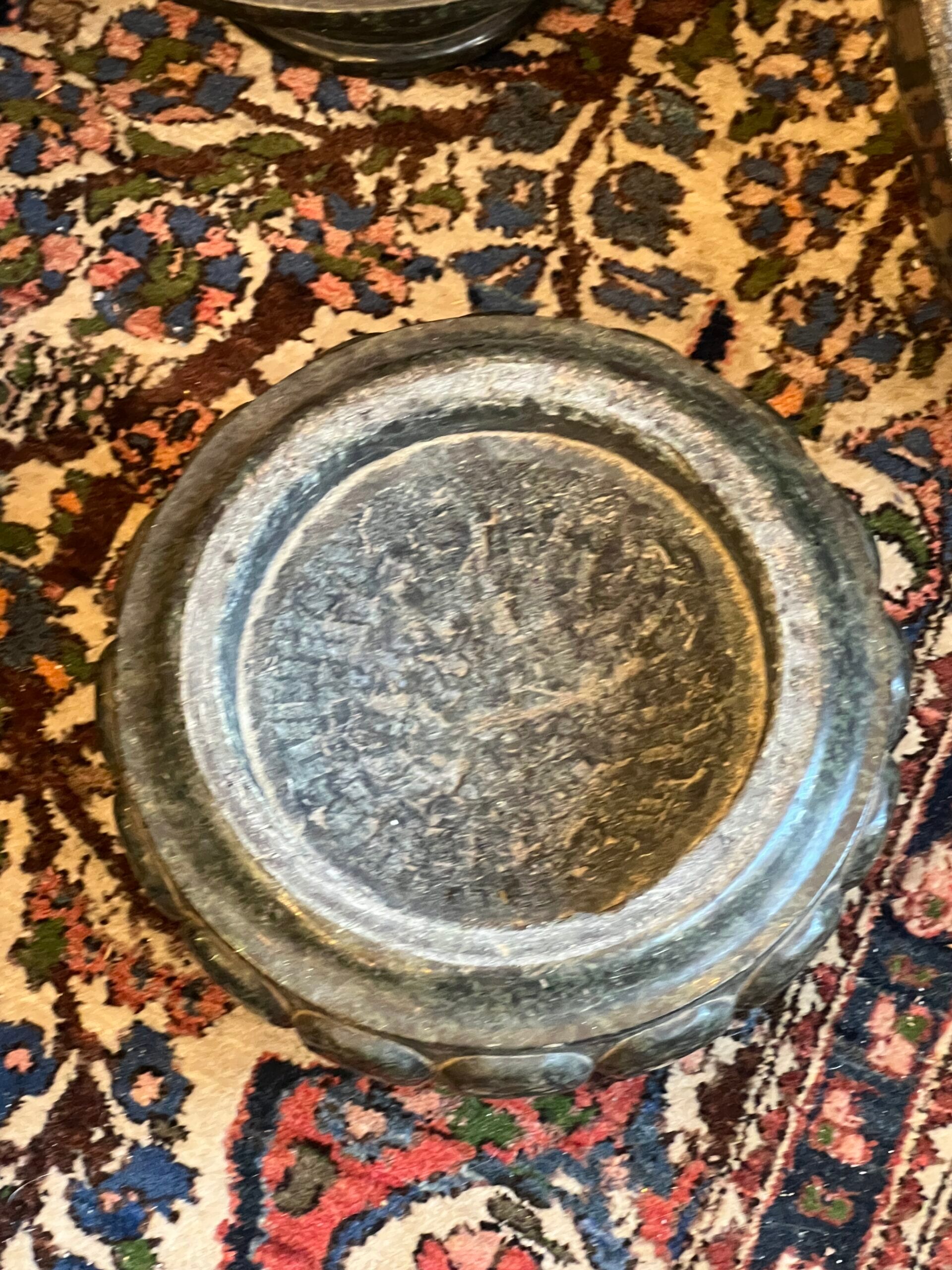 Very beautiful and ancient green marble column, dating from the 19th century