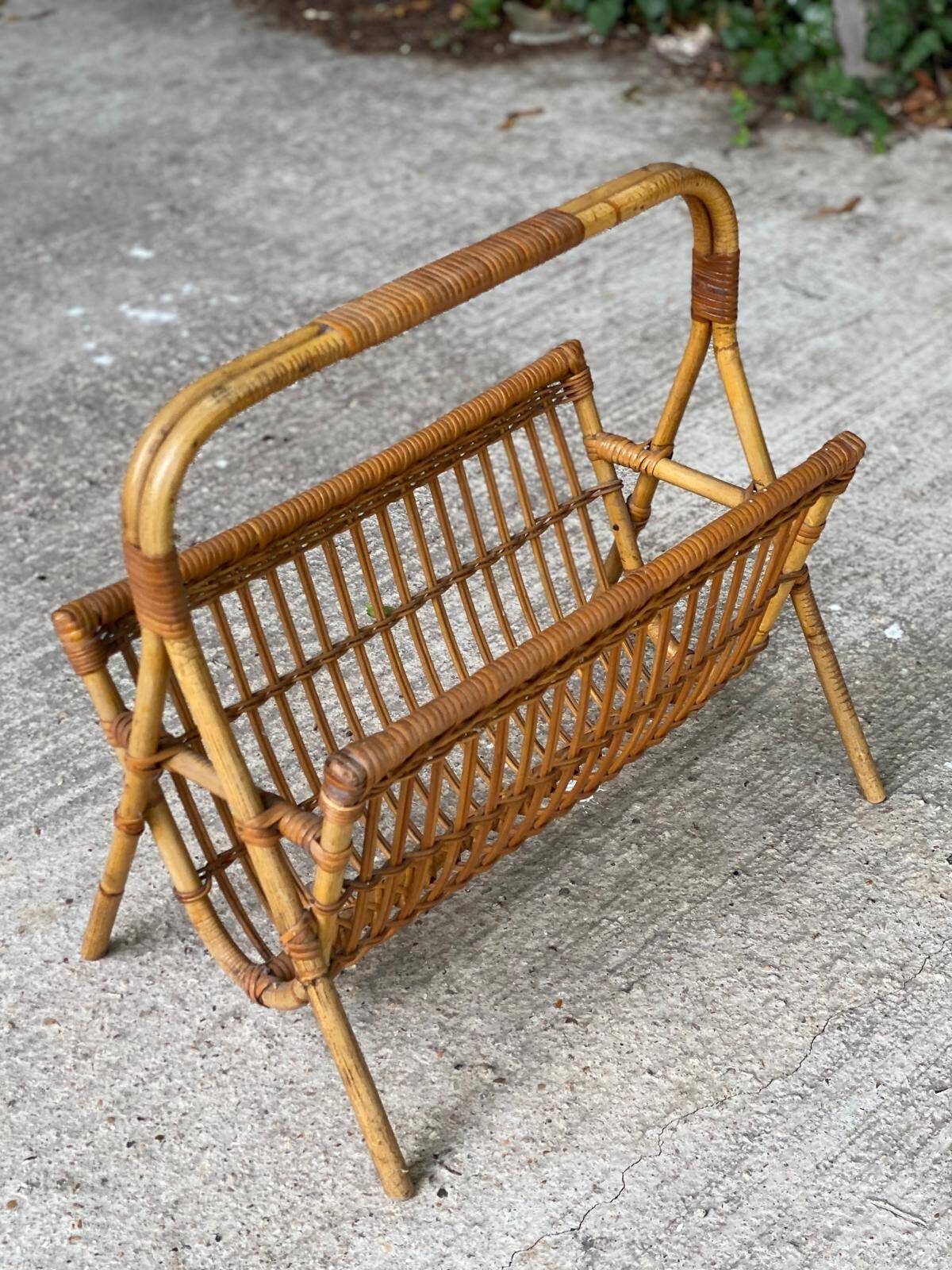 Porte revue vintage porte document en rotin et bambou