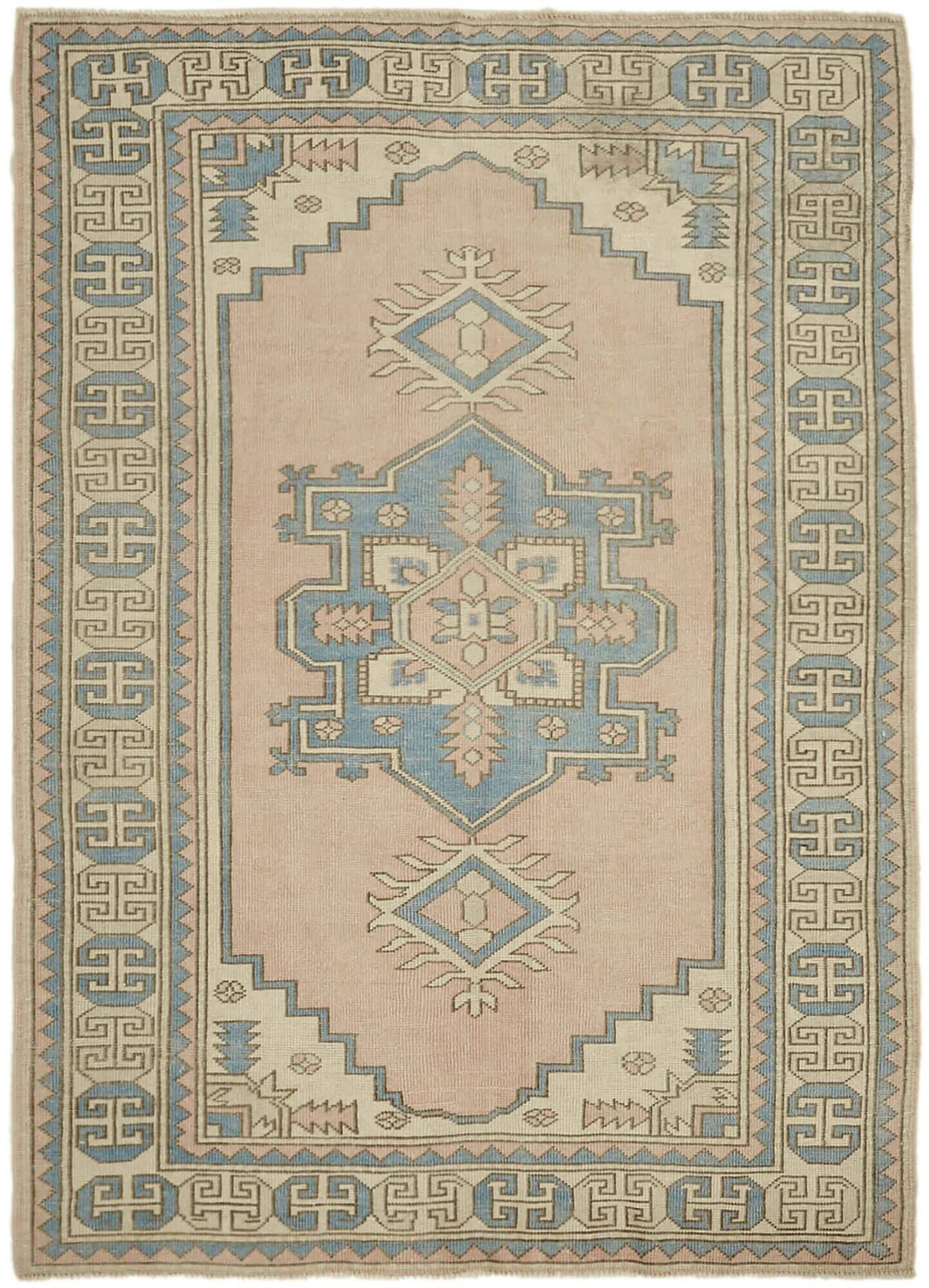 Turkish Vintage Anatolian Rug 162 cm x 226 cm