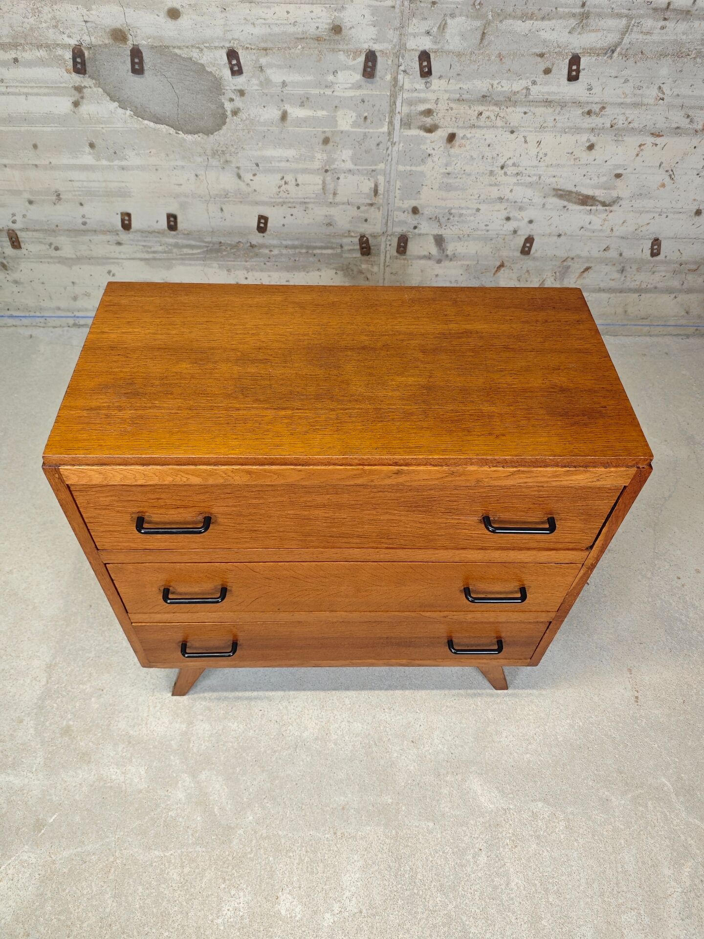 Vintage chest of drawers
