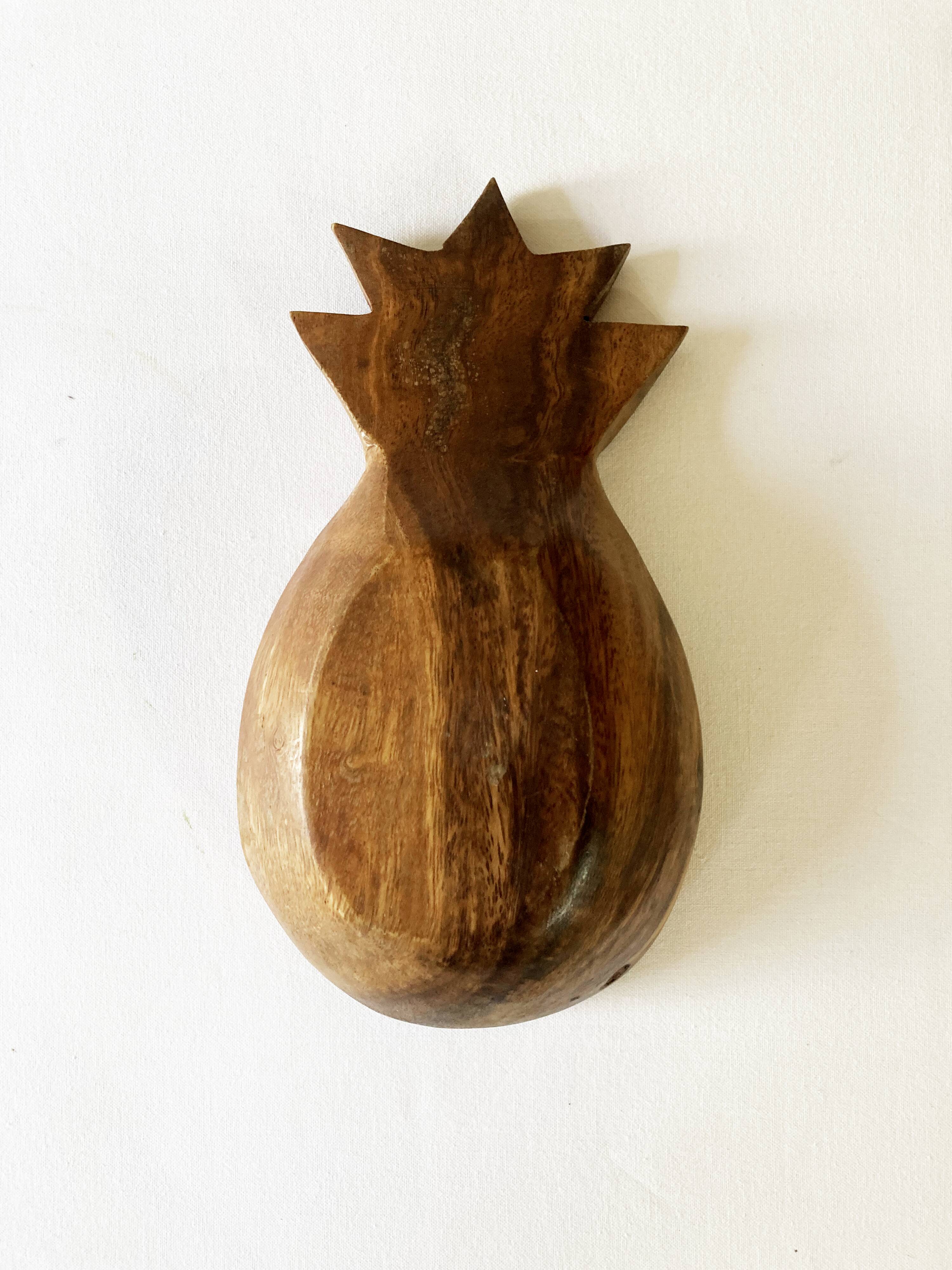 Wooden pocket tray, pineapple shape