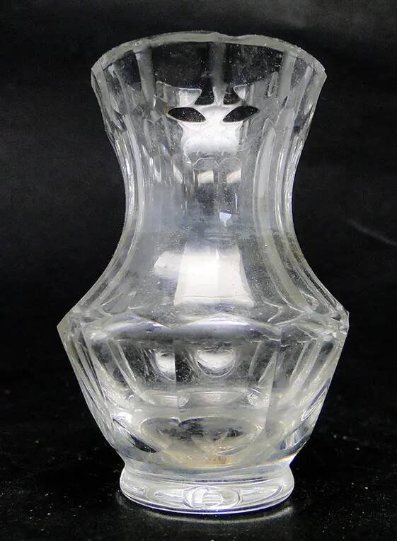 Vase postmoderne, cristal, Pologne, années 1970