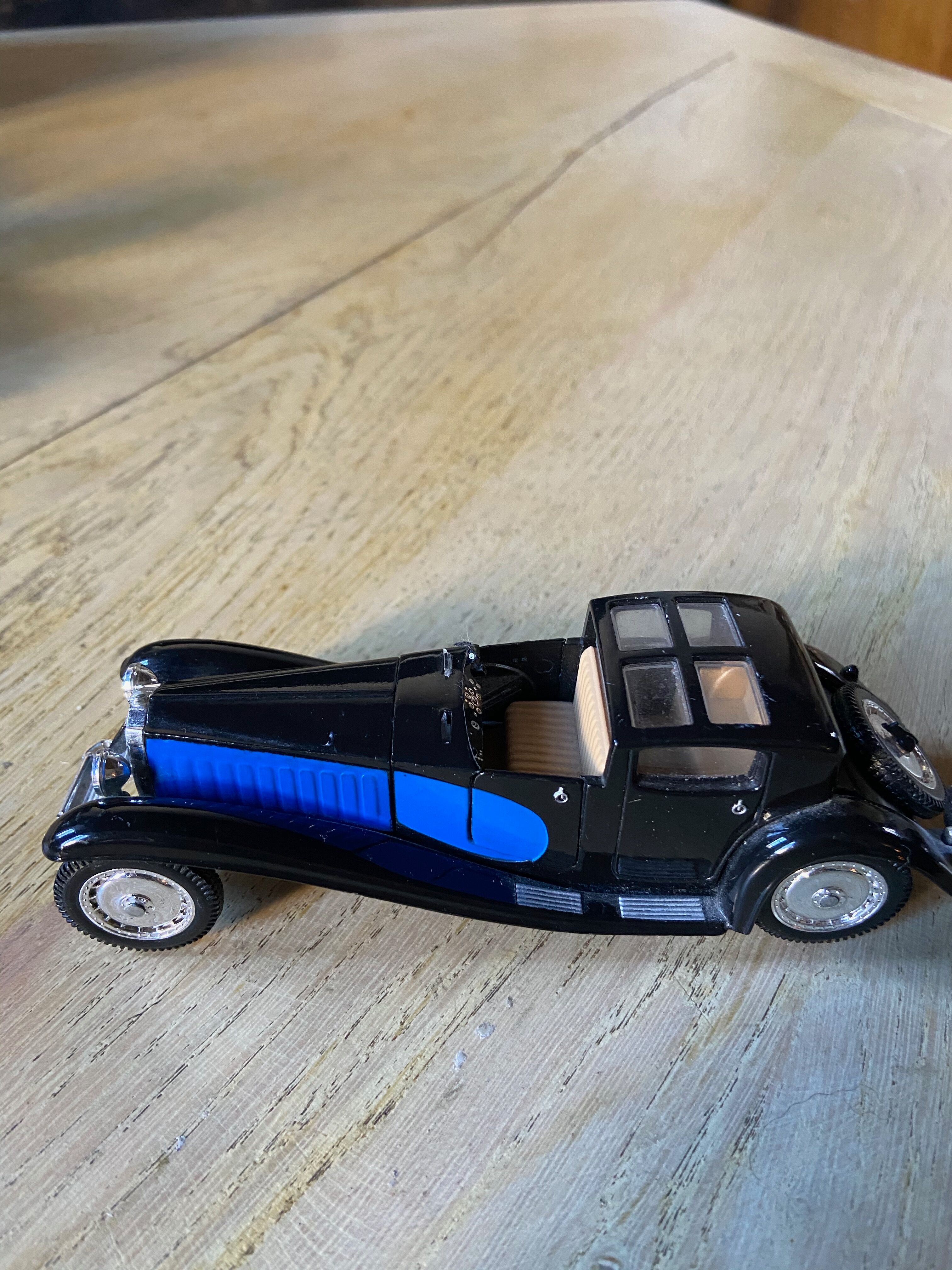 Bugatti Royale de ville 1928- Miniature 1/43
