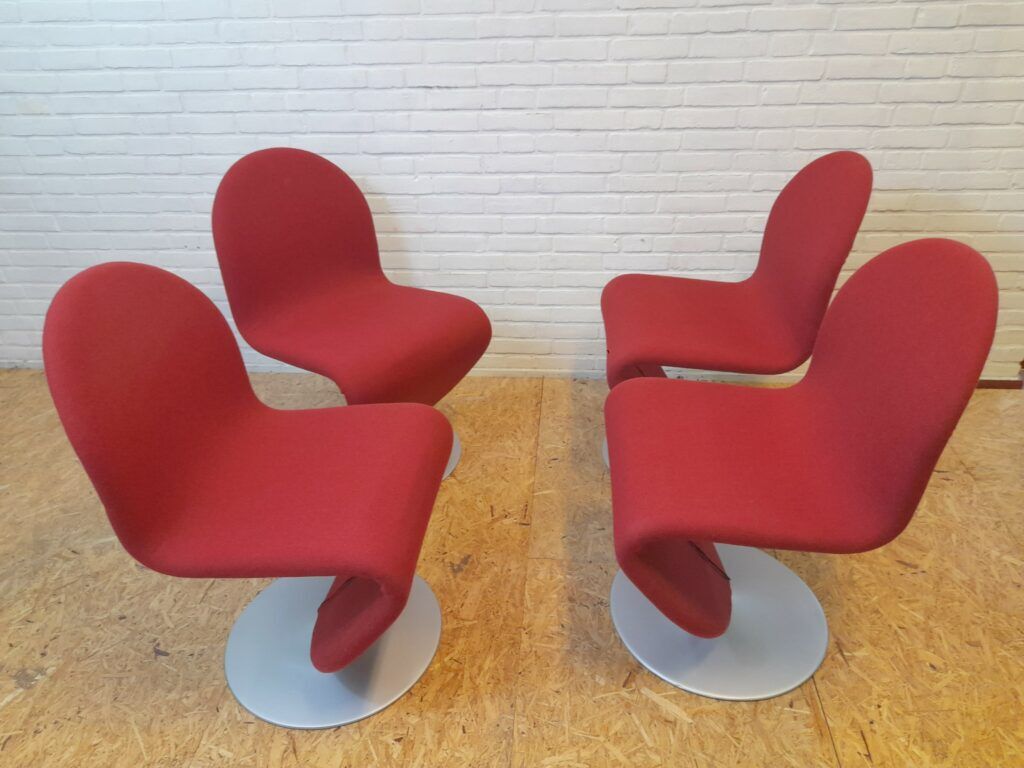 Dining chairs series 1-2-3 by Verner Panton