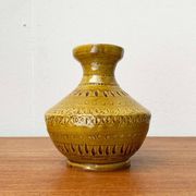 Italian pottery carafe from the mid-century by Aldo Londi for Bitossi, 1960s.