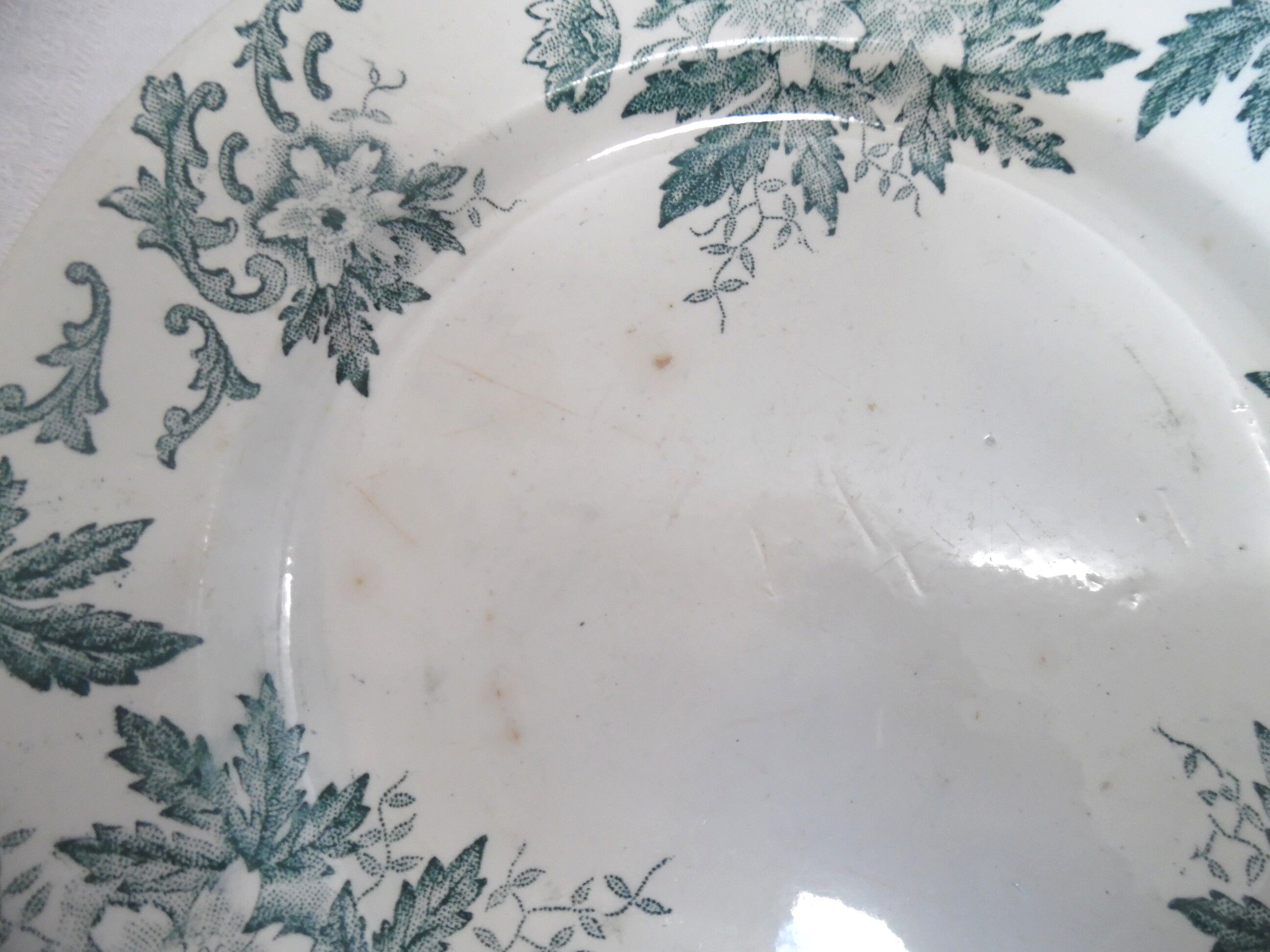 4 plates old st amand