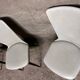 Serie de 6 chaises Baumann modèle Essor en simili cuir blanc