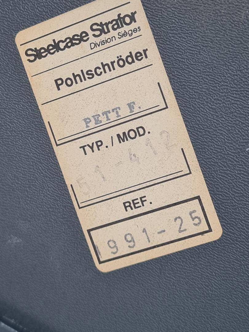 Stellcase Strafor Randall Buck DLG armchair by Pollock for Knoll