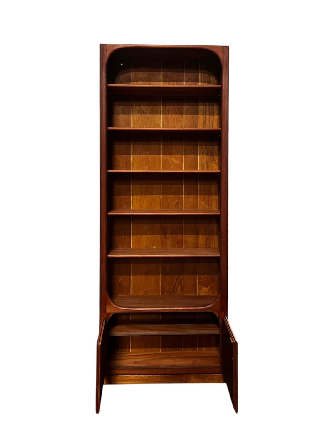 Highboard mit Regale und Türen