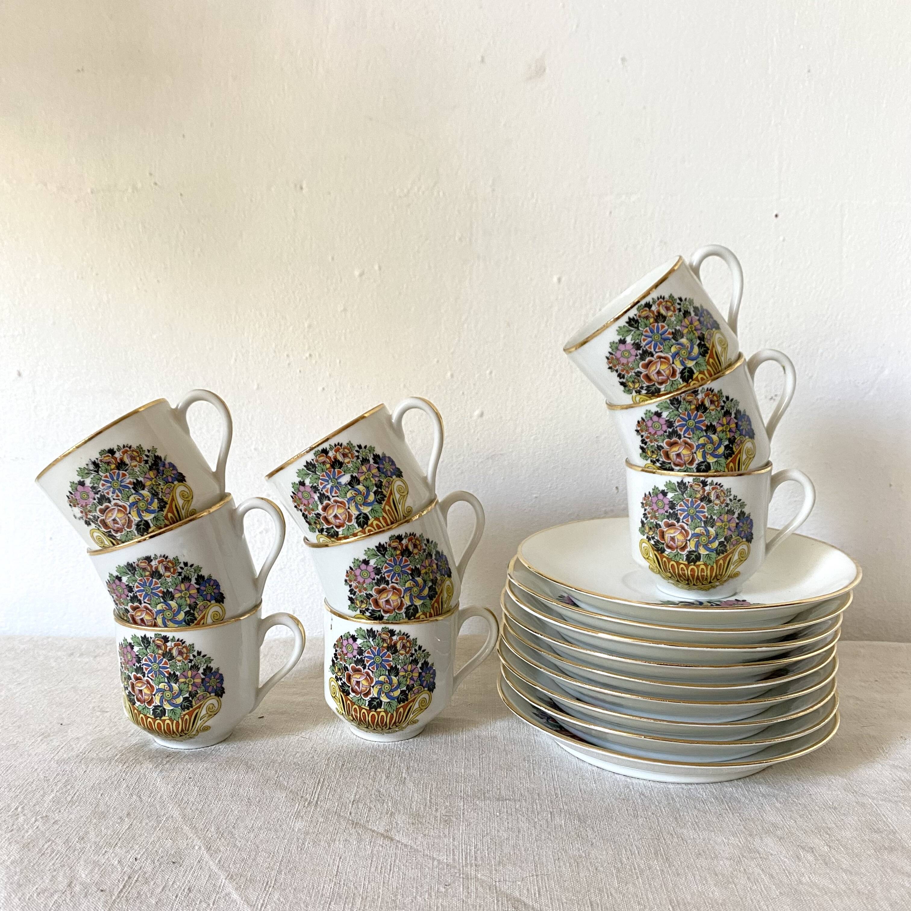 Floral coffee cups in Limoges porcelain