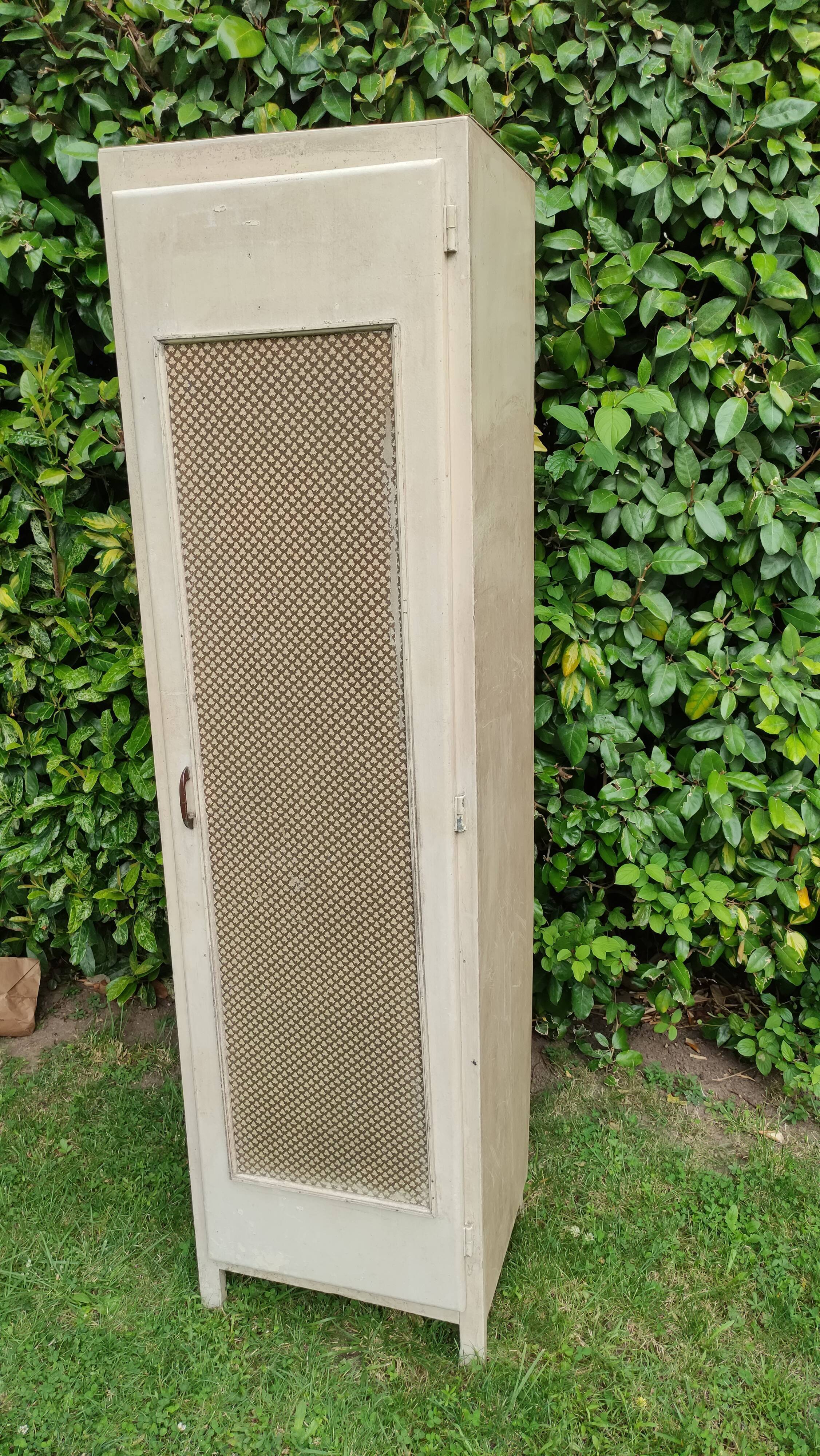 Armoire parisienne une porte des années 40/50